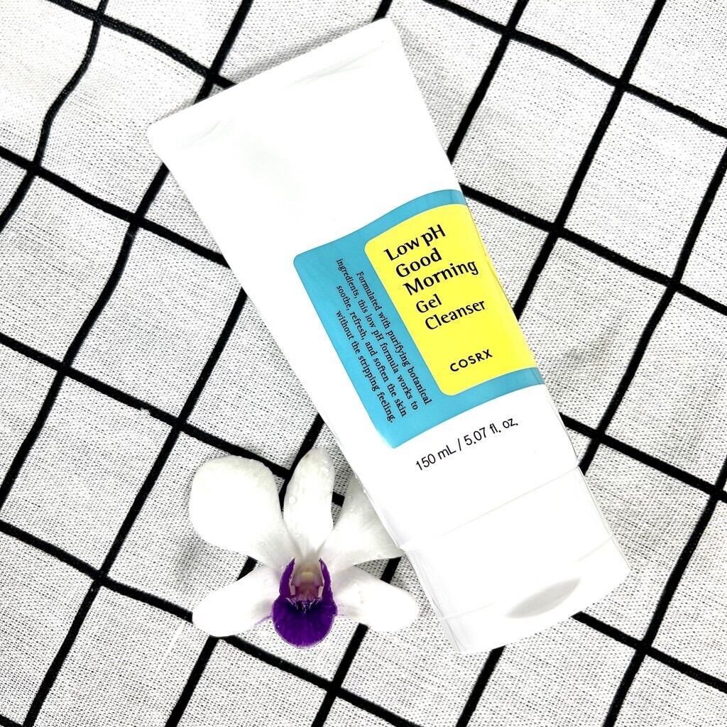 Sữa rửa mặt Cosrx low goodmorning gel cleanser 150ml