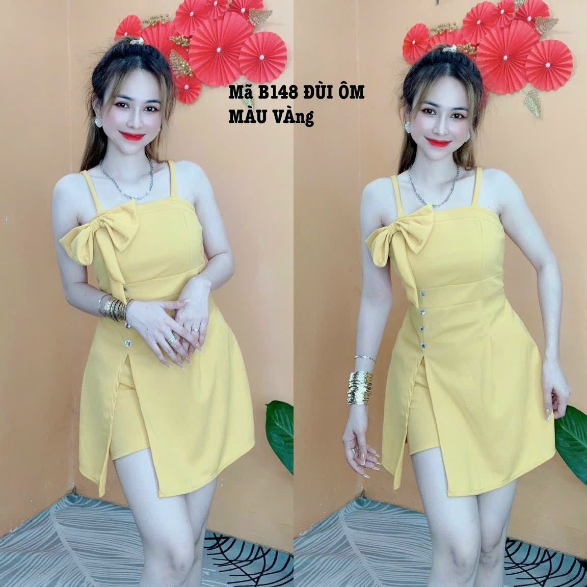 Sét bộ đùi phối dây đính nơ trên ngực