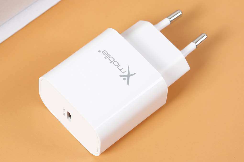 Adapter Sạc Nhanh 2 Cổng (Type C + USB) PD 20W Xmobile DC02