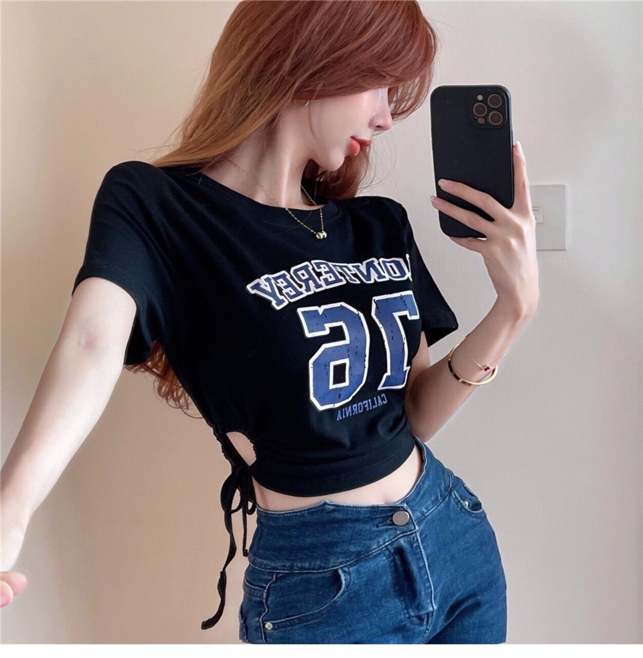 Áo croptop in số 76 rút dây cột eo