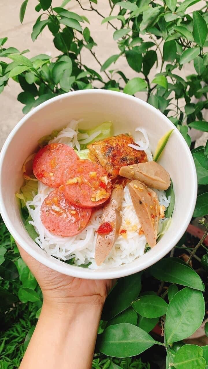 Chả bò Huế gói lá chuối set 10 cái