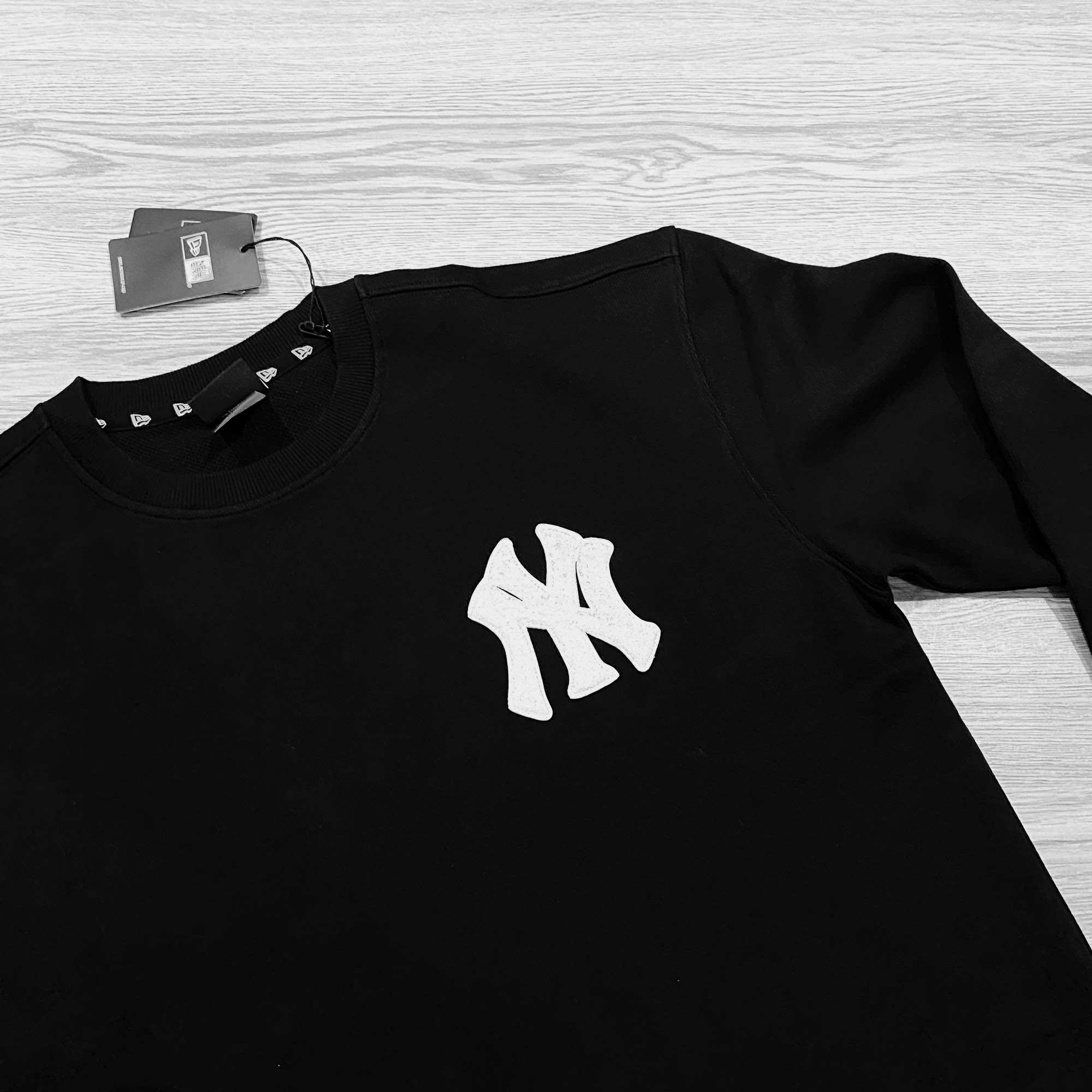 (Auth) Áo Sweater New Era NY lệch