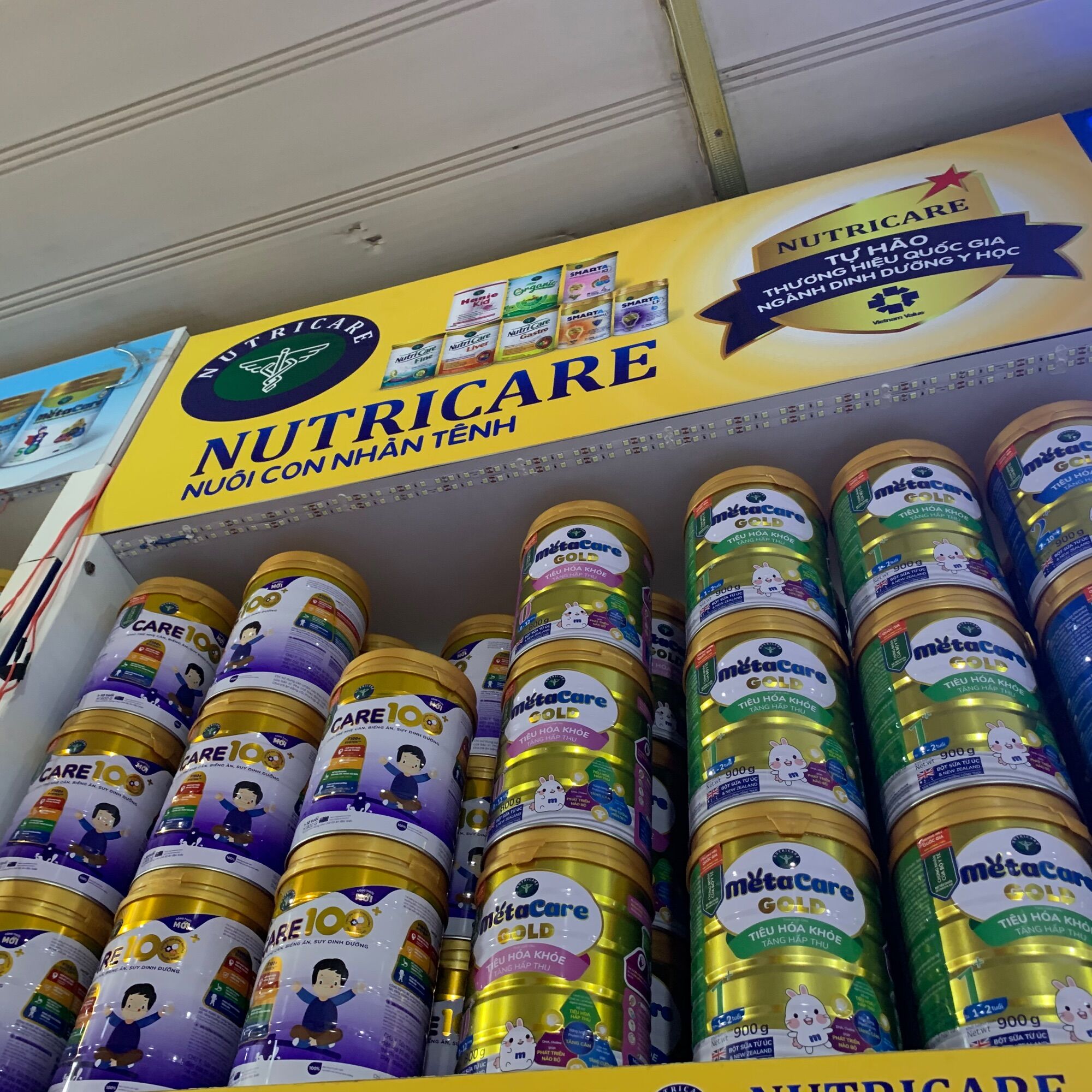 Sữa bột Nutricare Metacare gold 2 900g