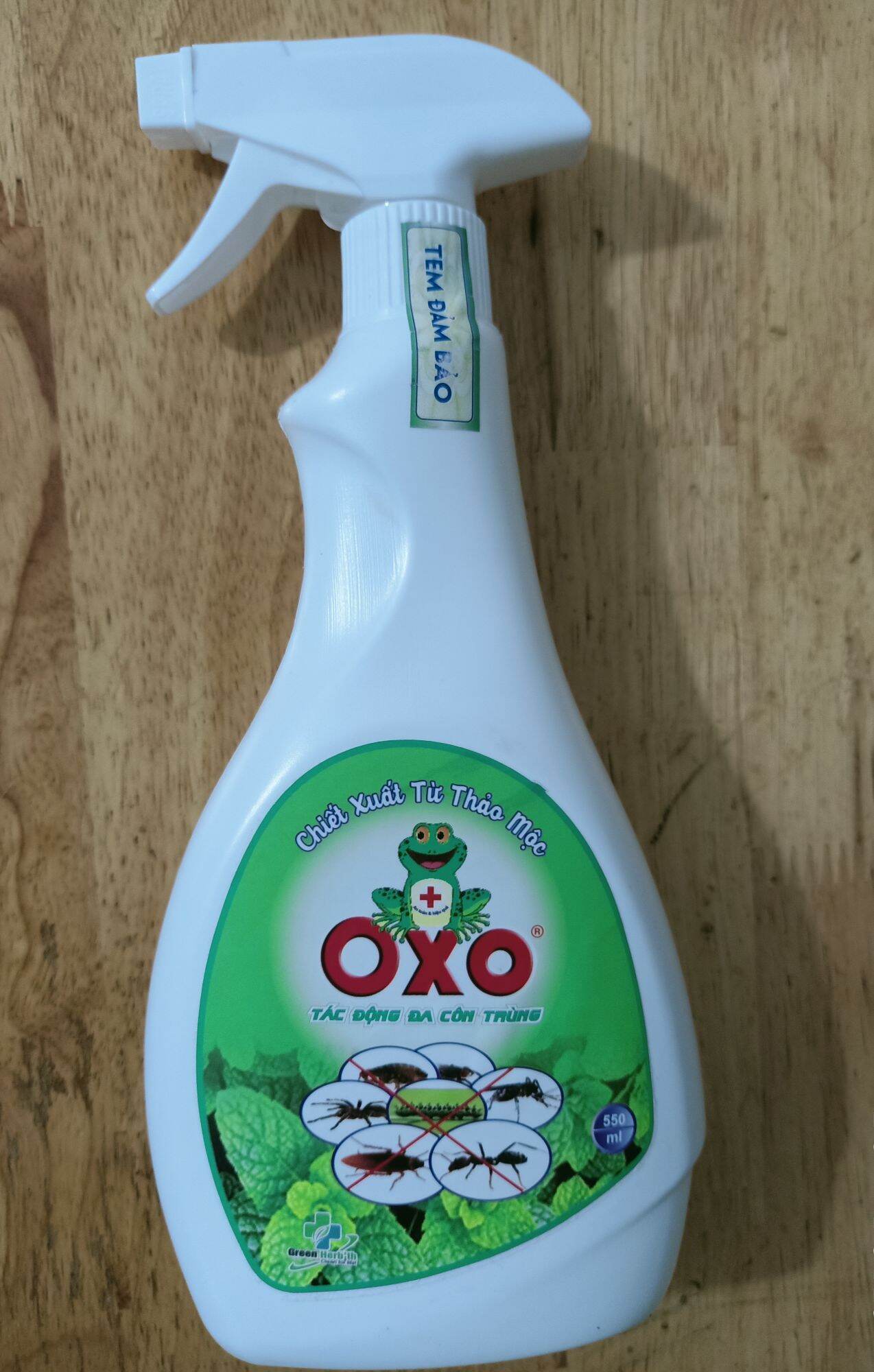Bình xịt côn trùng oxo - kiến, gián, mối, muỗi, sâu, nhện, bọ chét.