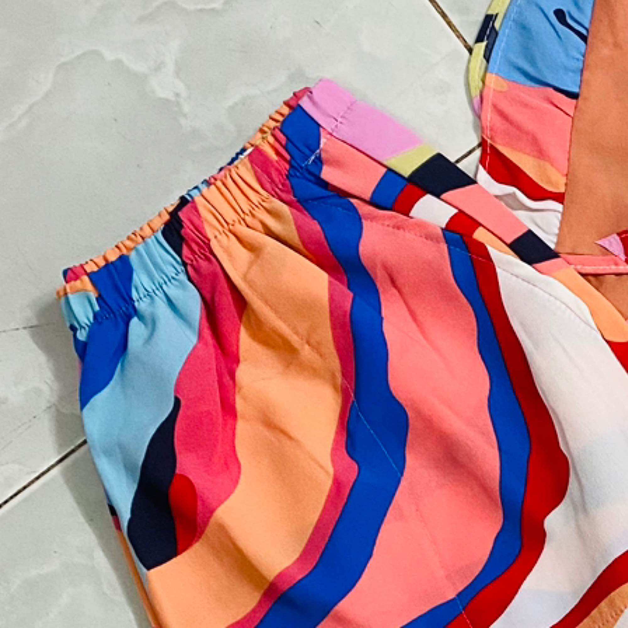 Đồ bộ  lửng 9 tấc chất liệu lụa Mango mềm mát nhẹ nhàng