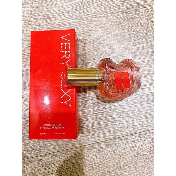 Nước Hoa Mini VERY SEXY 20ml (Mẫu Táo)