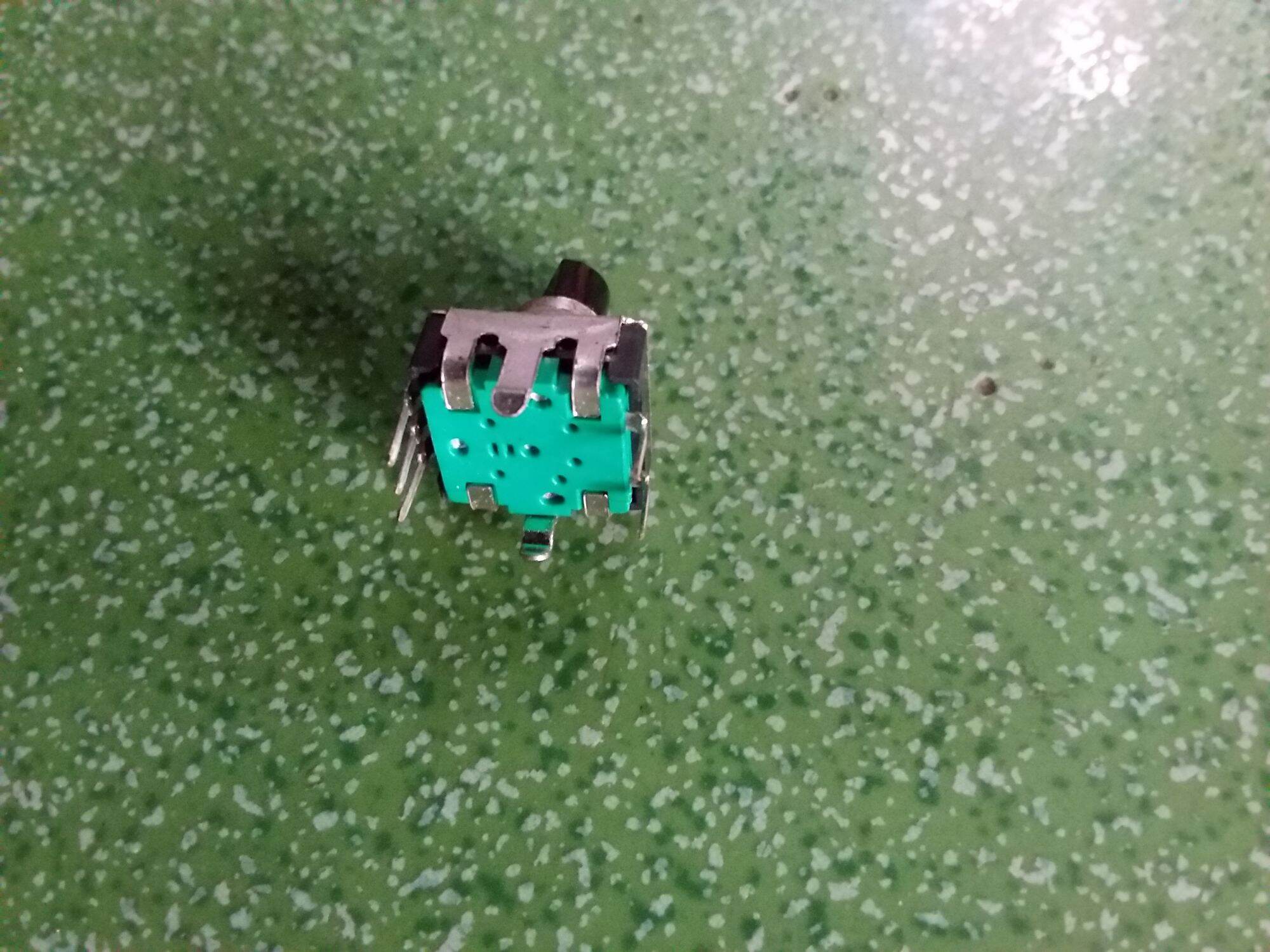 1 CHIẾC VOLUME VÔ CỰC NGẮN 1.5CM NỮA VÀNH