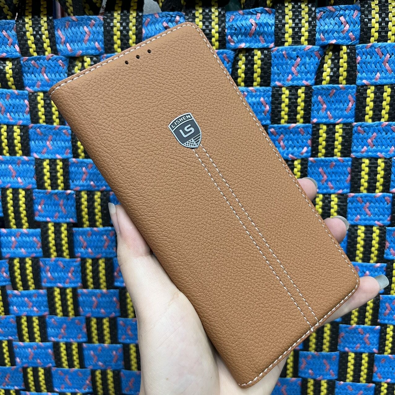 Bao da Oppo A57 / A77S kiểu da hàng công ty full box bảo vệ camera