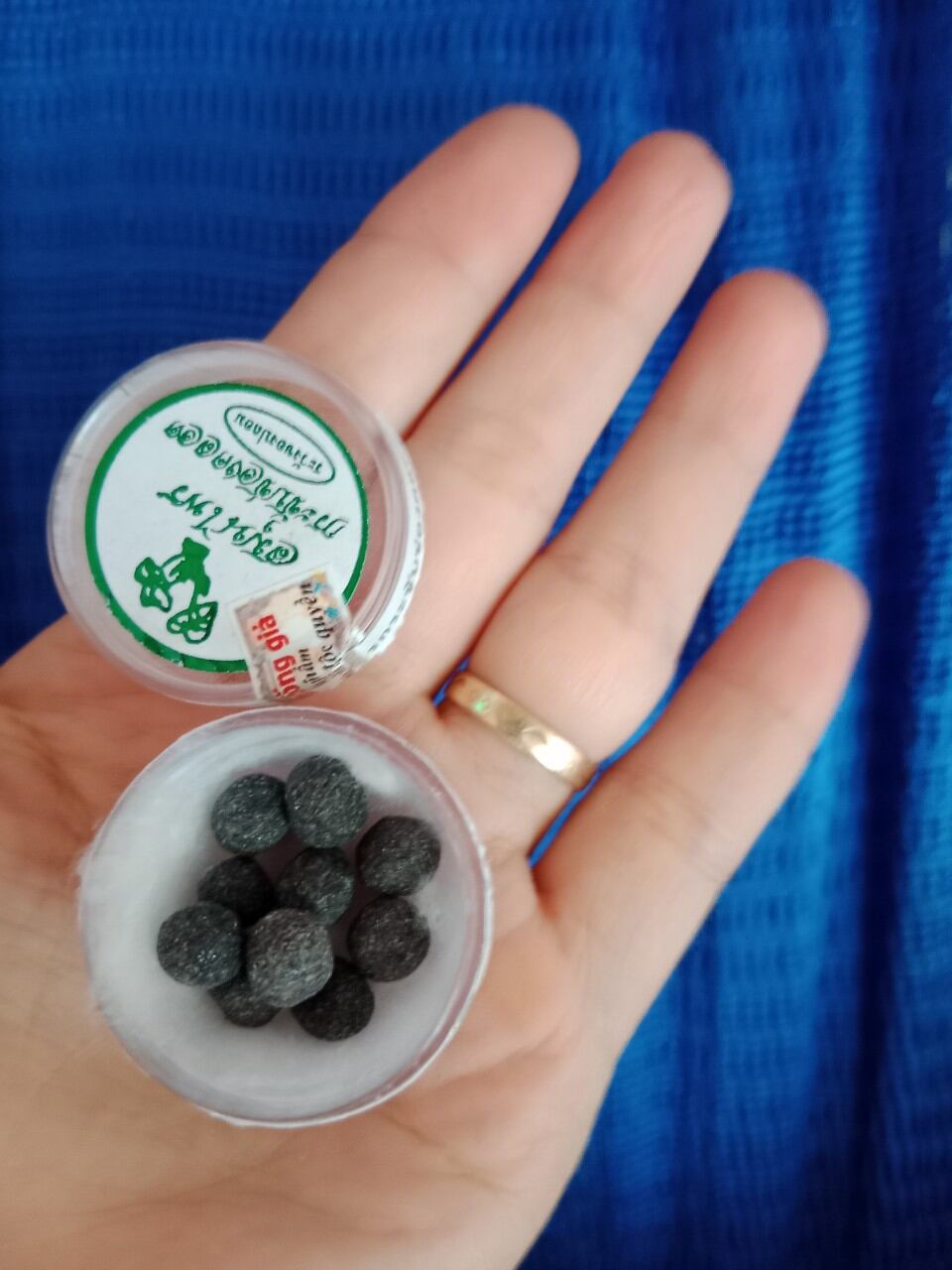 Viên đặt se khít Thái Lan