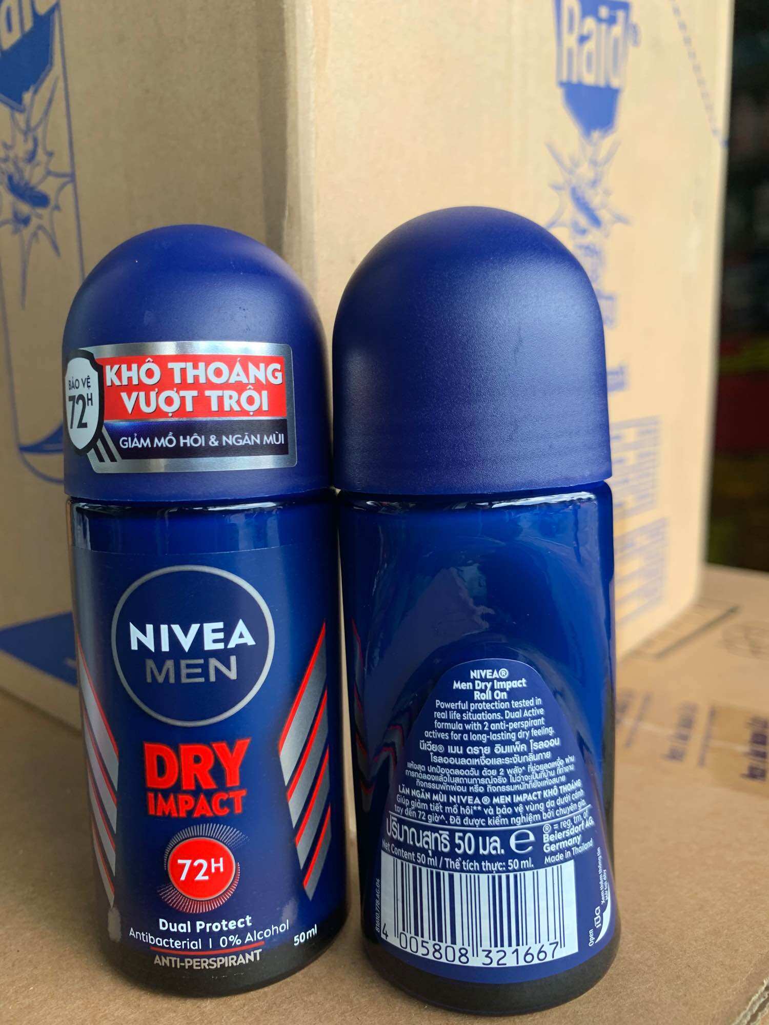 Combo 2 chai lăn khử mùi Nivea nam khô thoáng chai 50ml