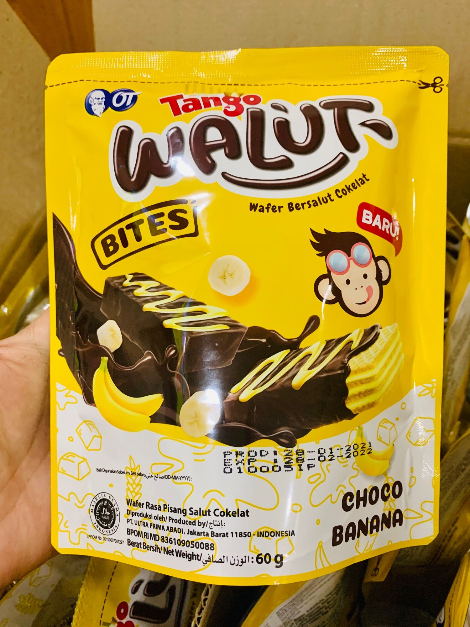 Bánh xốp phủ socola chuối