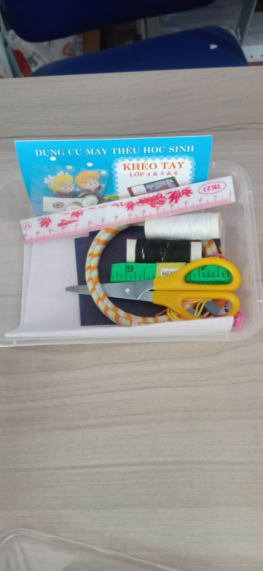 Bộ dụng cụ cắt may thêu lớp 4-5-6