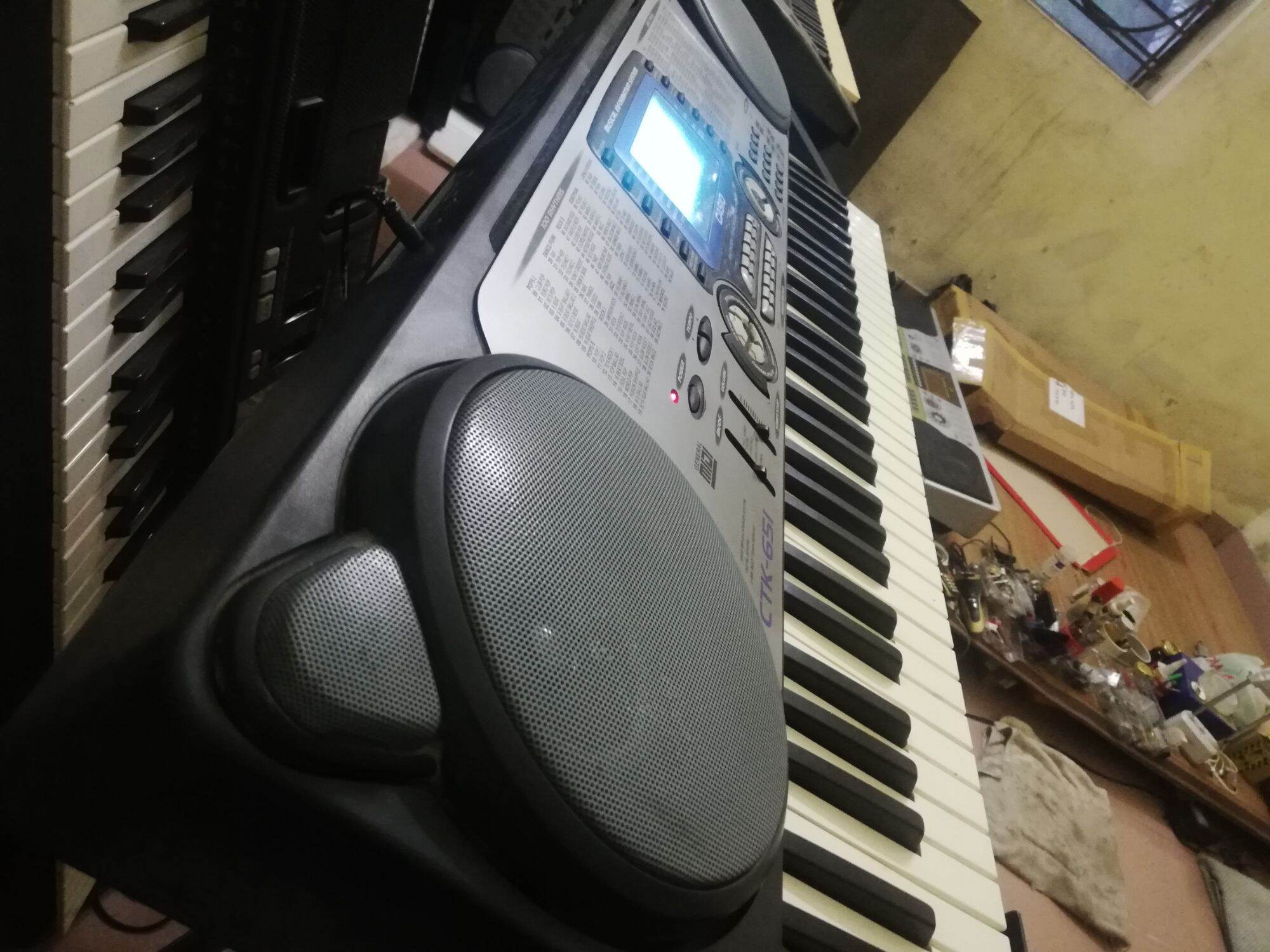 Đàn organ Casio CTK 651