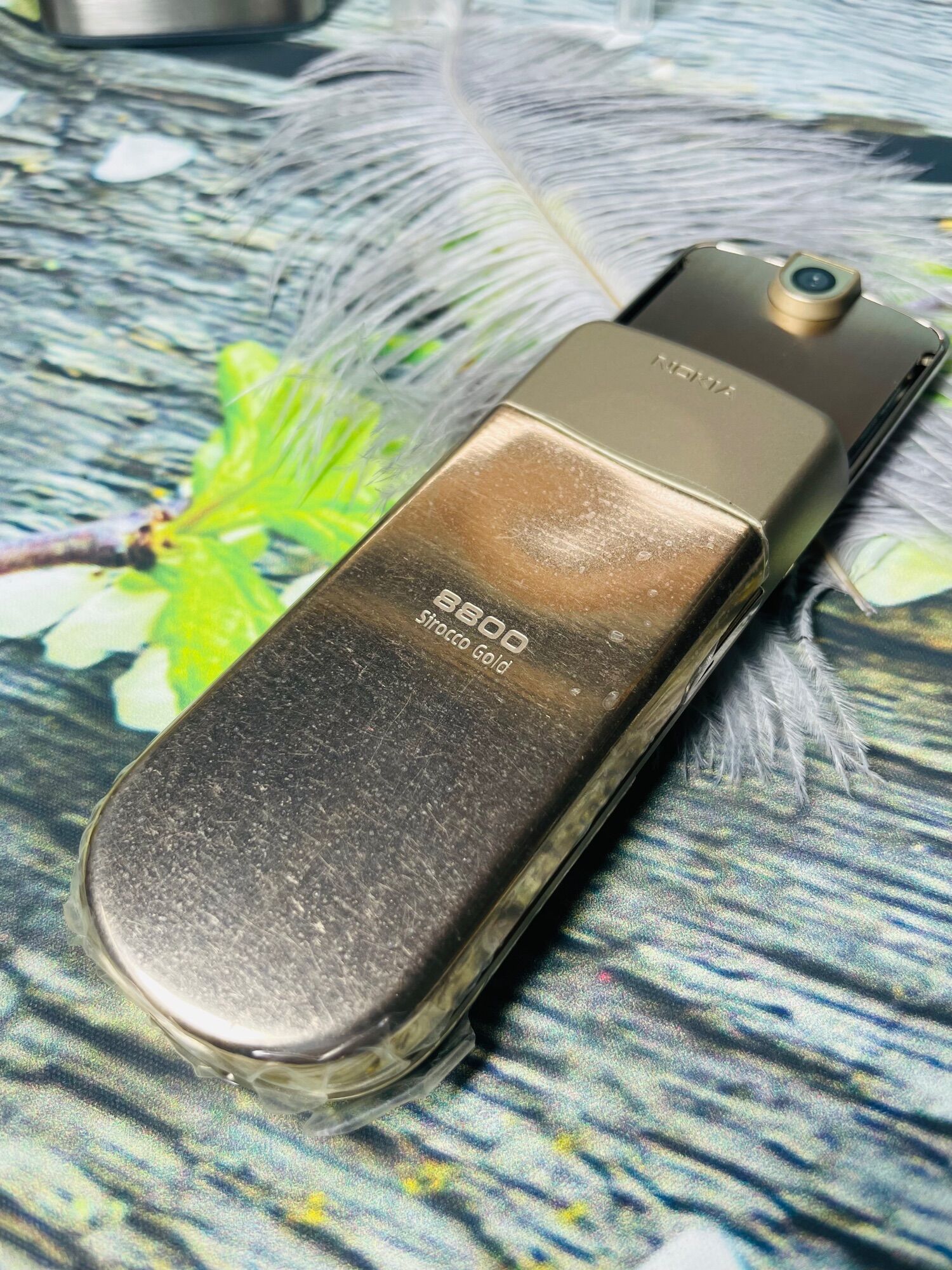 Nokia 8800 sirocco gold