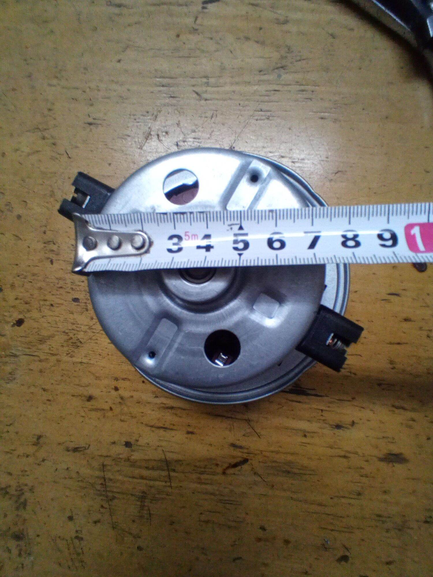 Mo to may hut bui 1400w bau 13.5cm