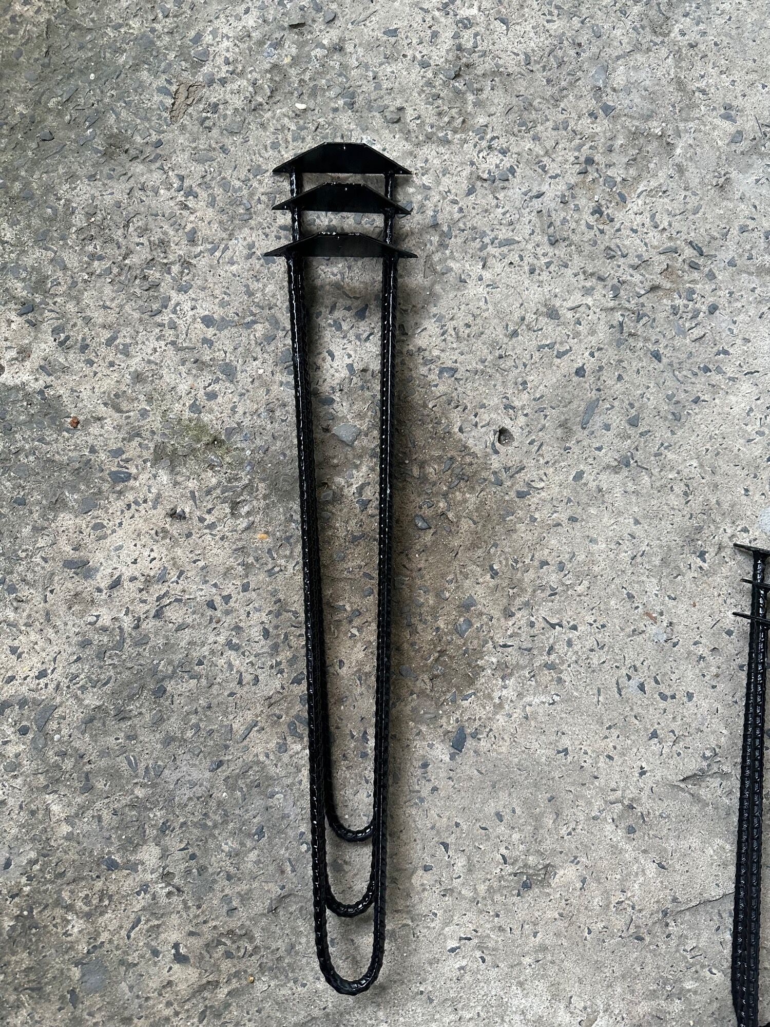 Combo 3 chân bàn sắt răng 60m hairpin kèm vít