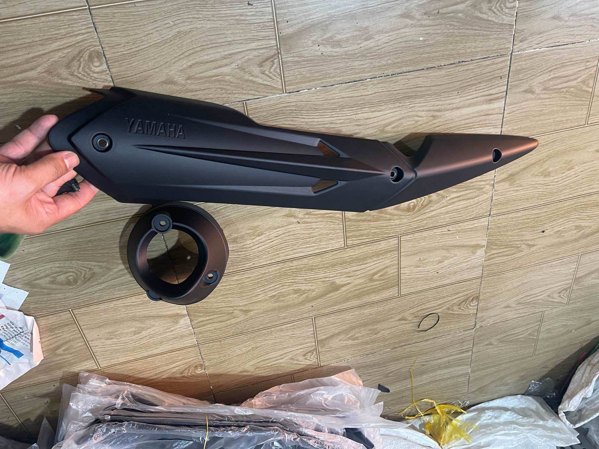Ốp bô chụp đích bô exciter135 mẫu thái( gắn zin )