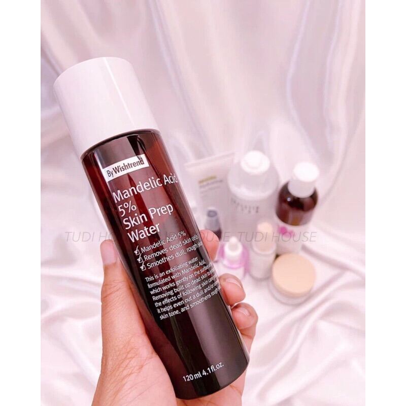 Dung dịch tẩy da chết By Wishtrend Mandelic Acid 5% Skin Prep Water 120ml. 