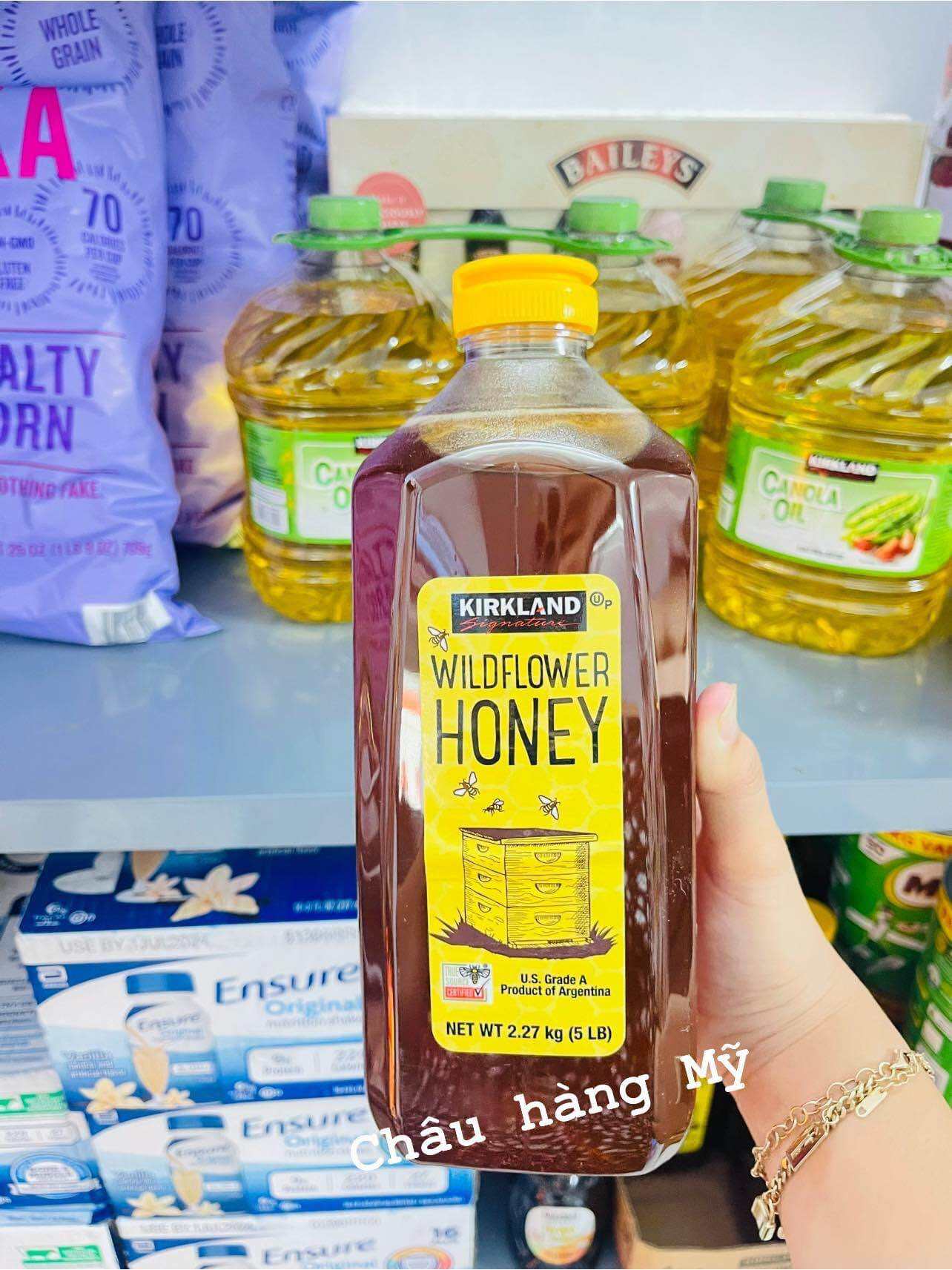Mật Ong Của Mỹ Chai 2,27kg Kirkland Organic Honey