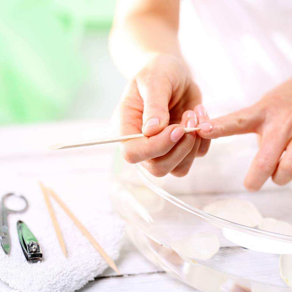 Cây gỗ đẩy da gỡ móng