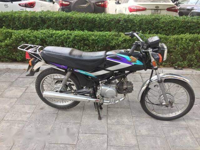 Tem dán xe Win 100 . Tem rời cao cấp kendy bóng không bay màu