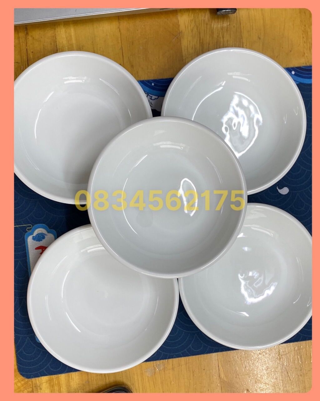 Chén lắc tài xỉu trắng trơn