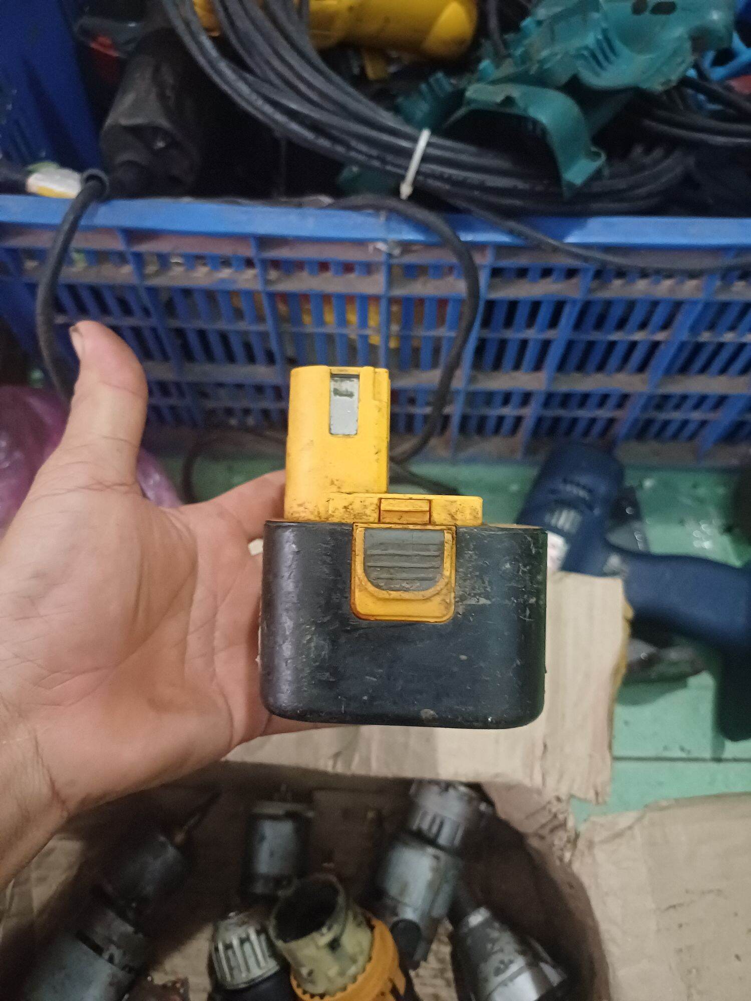 vỏ pin nati 12v