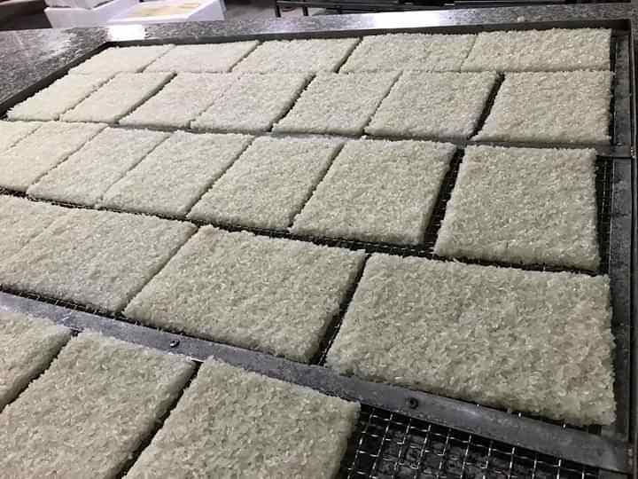 Cơm cháy khô chưa chiên 1kg 69k