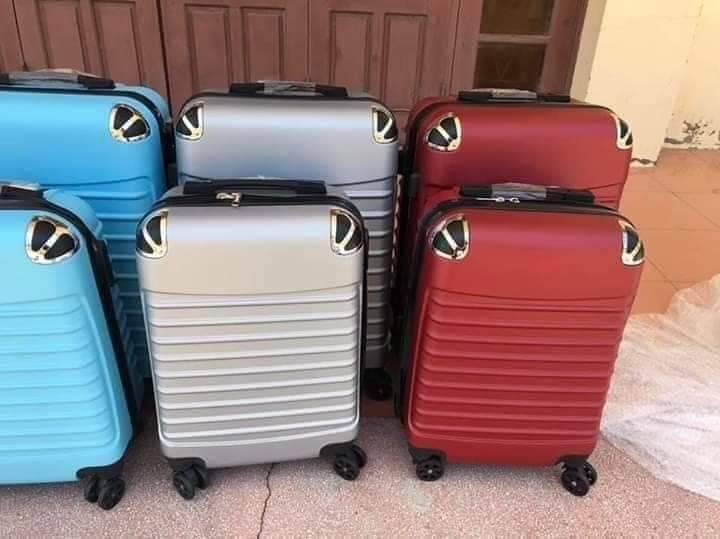 valy du lịch tay kéo có bánh xe