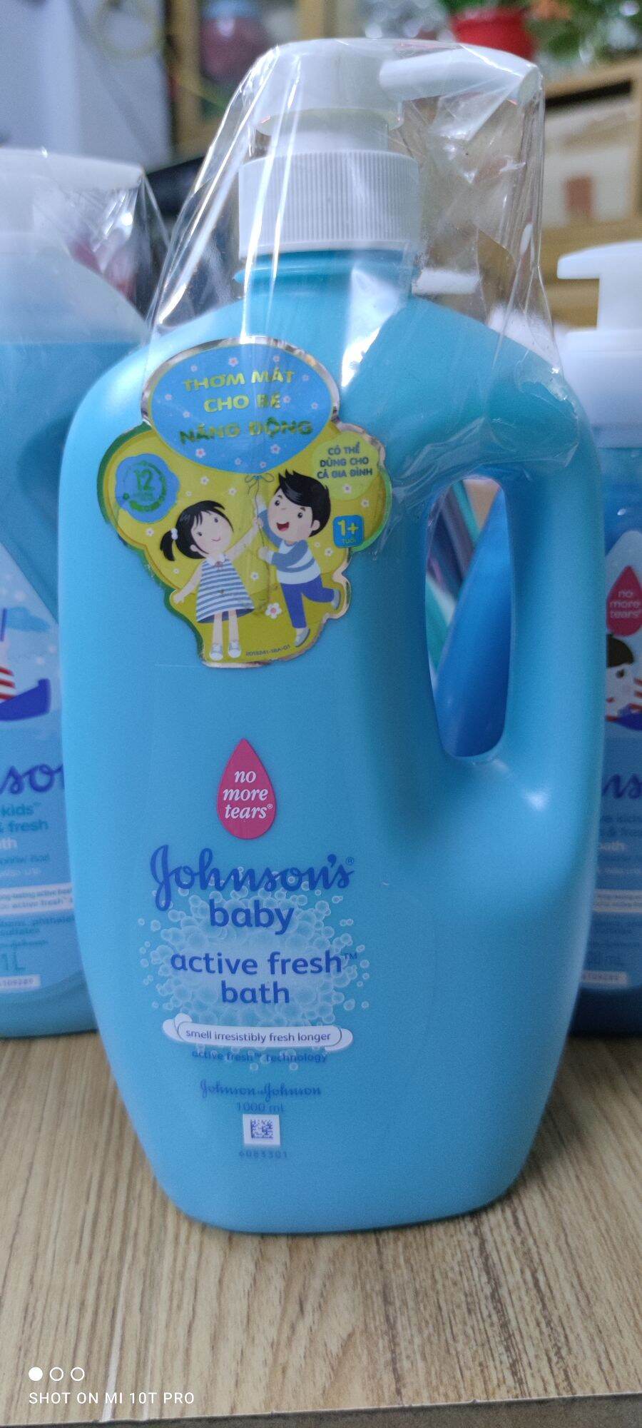 Sữa tắm johnson's baby thơm mát năng động chai 1000ml. date 11/2021.