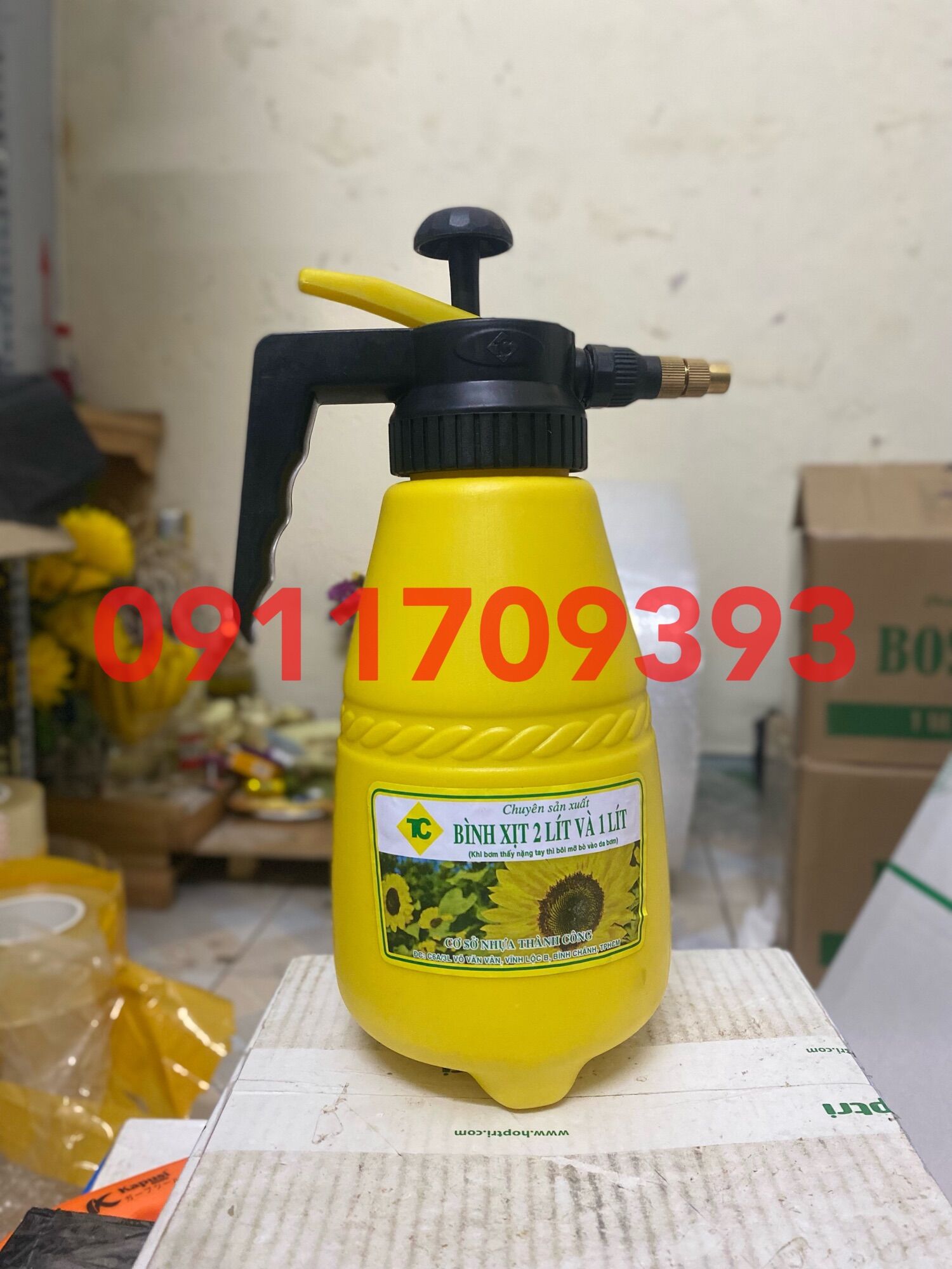 Bình tưới cây , bình phun sương
