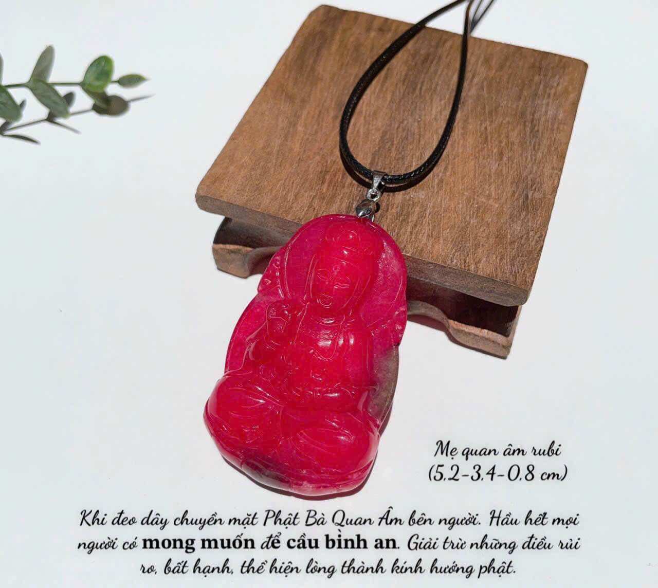 Mặt phật quan âm đá ruby phi rất đẹp