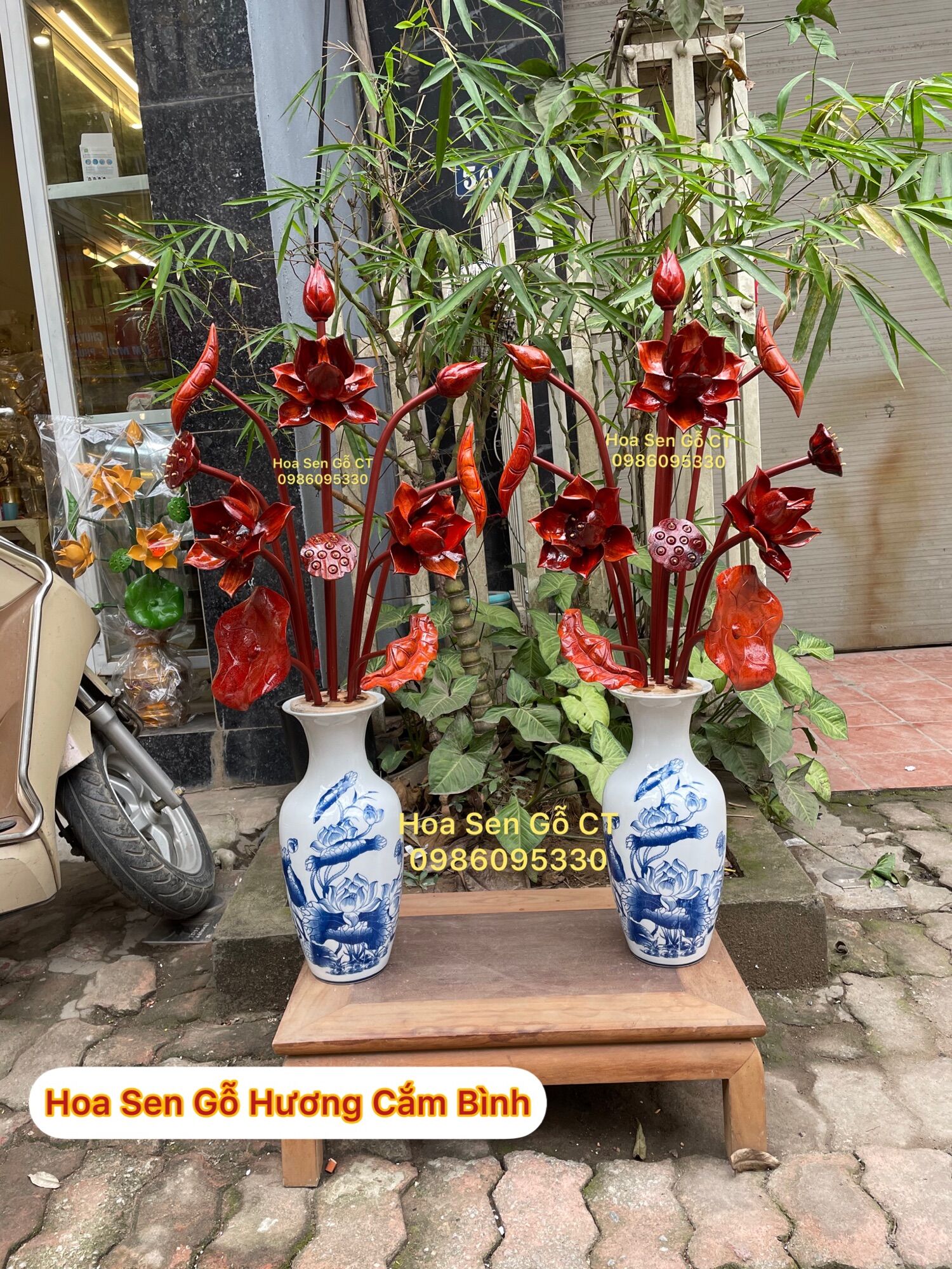 Hoa Sen Gỗ Hương Không Bình