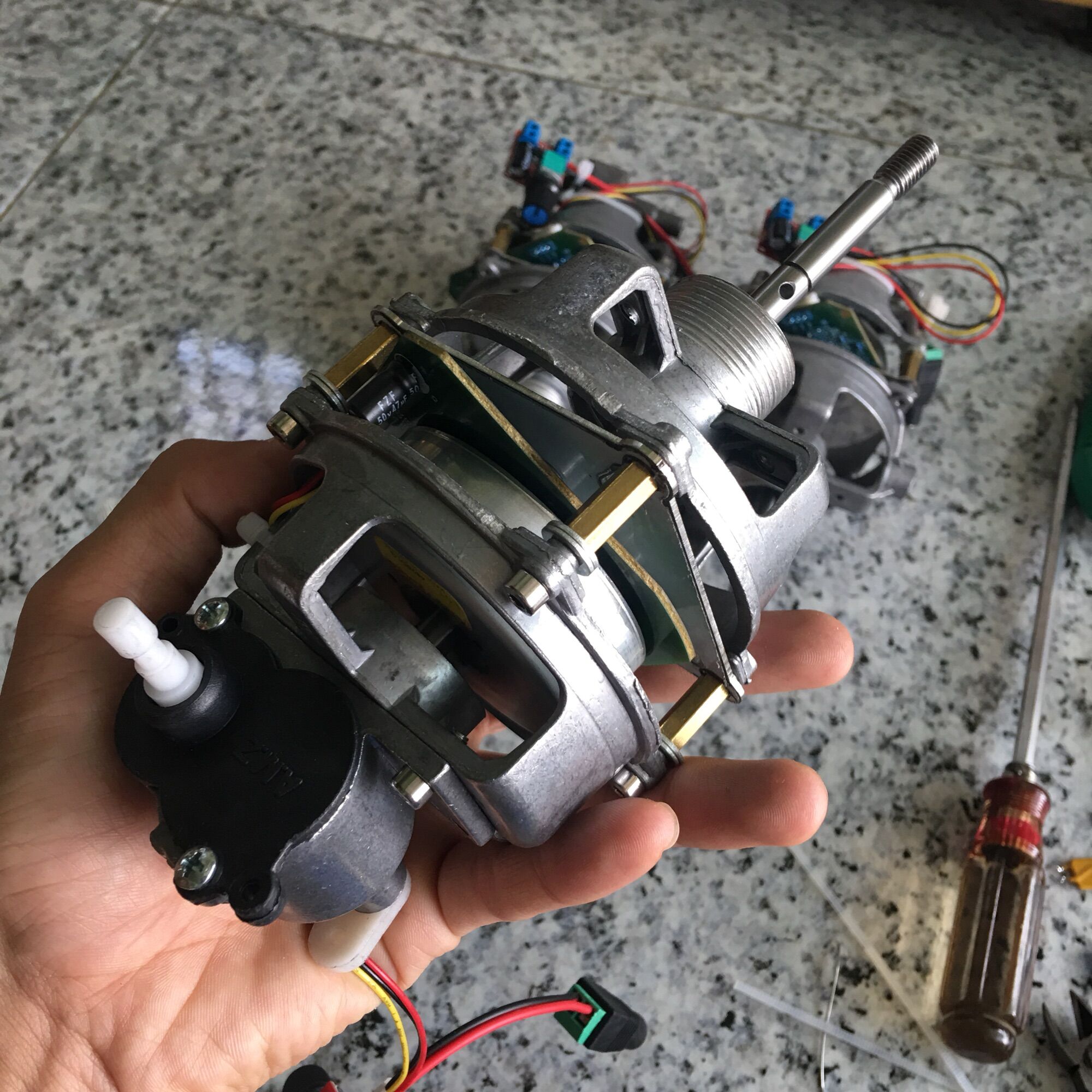 Đầu quạt không chổi than BLDC Nidec 12V - 24V 20W chế quạt brushless biến tần inverter tiêt kiệm điện