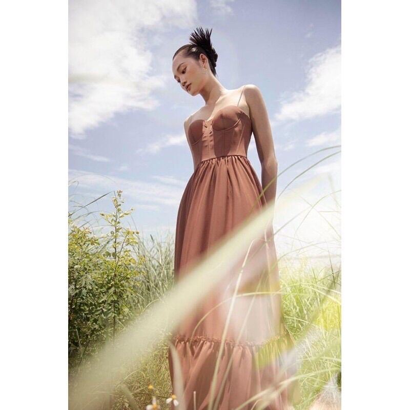 Elise maxi nâu bèo gấu 2 dây size L nguyên tag
