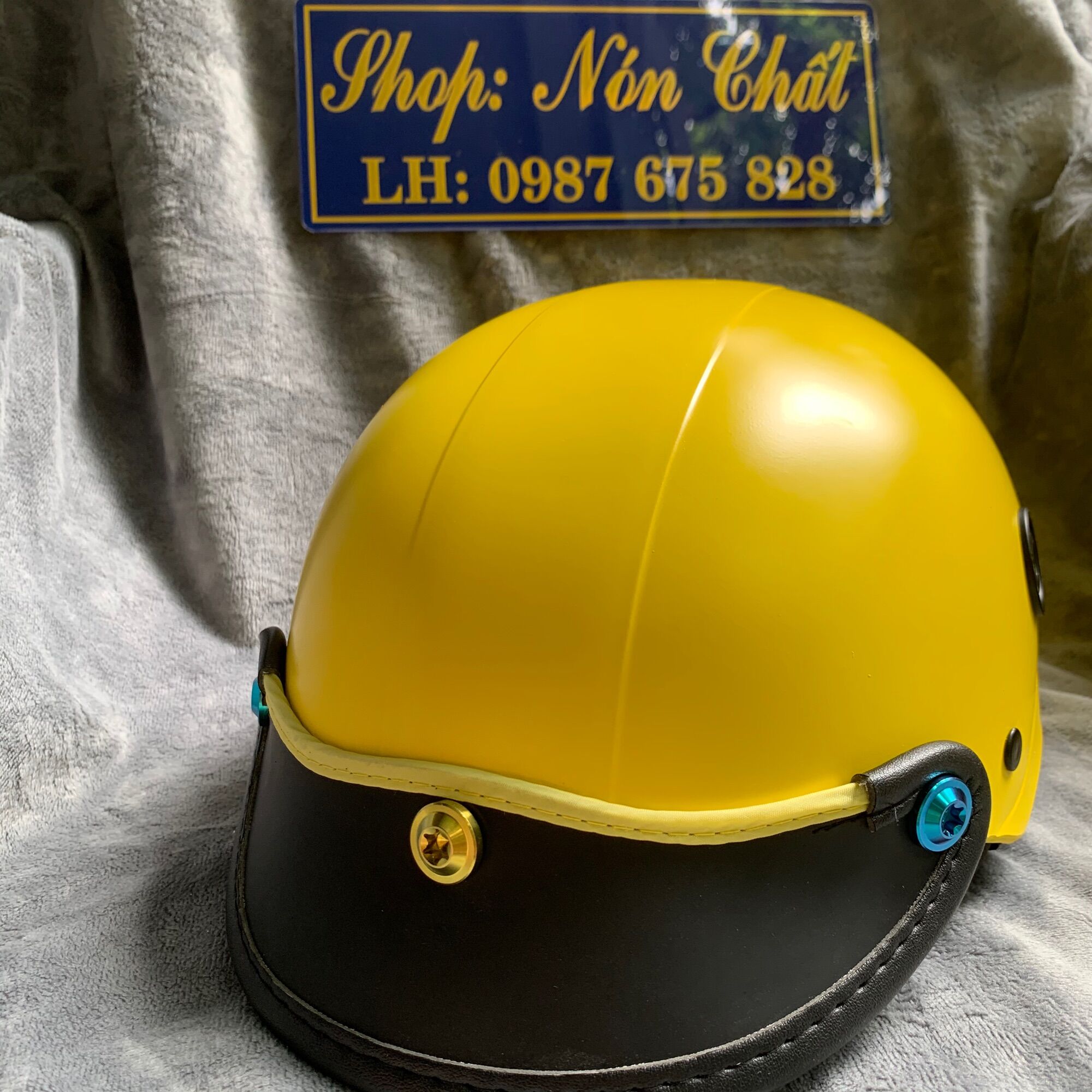 Nón sơn gắn 3 ốc titan gr5 { Chuẩn xịn }