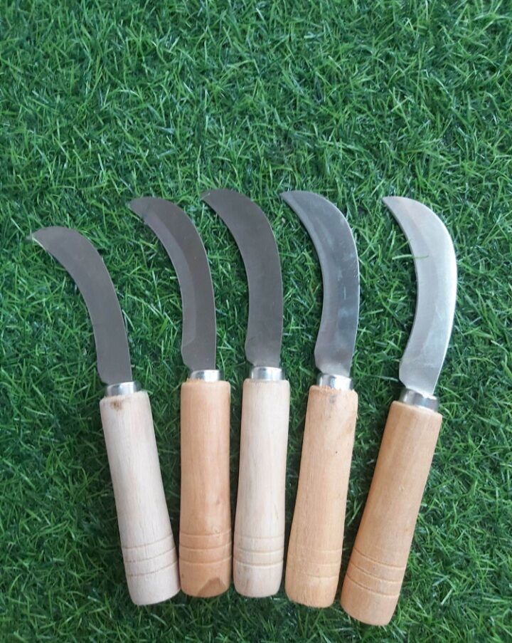 dao cắt chuối cán cây