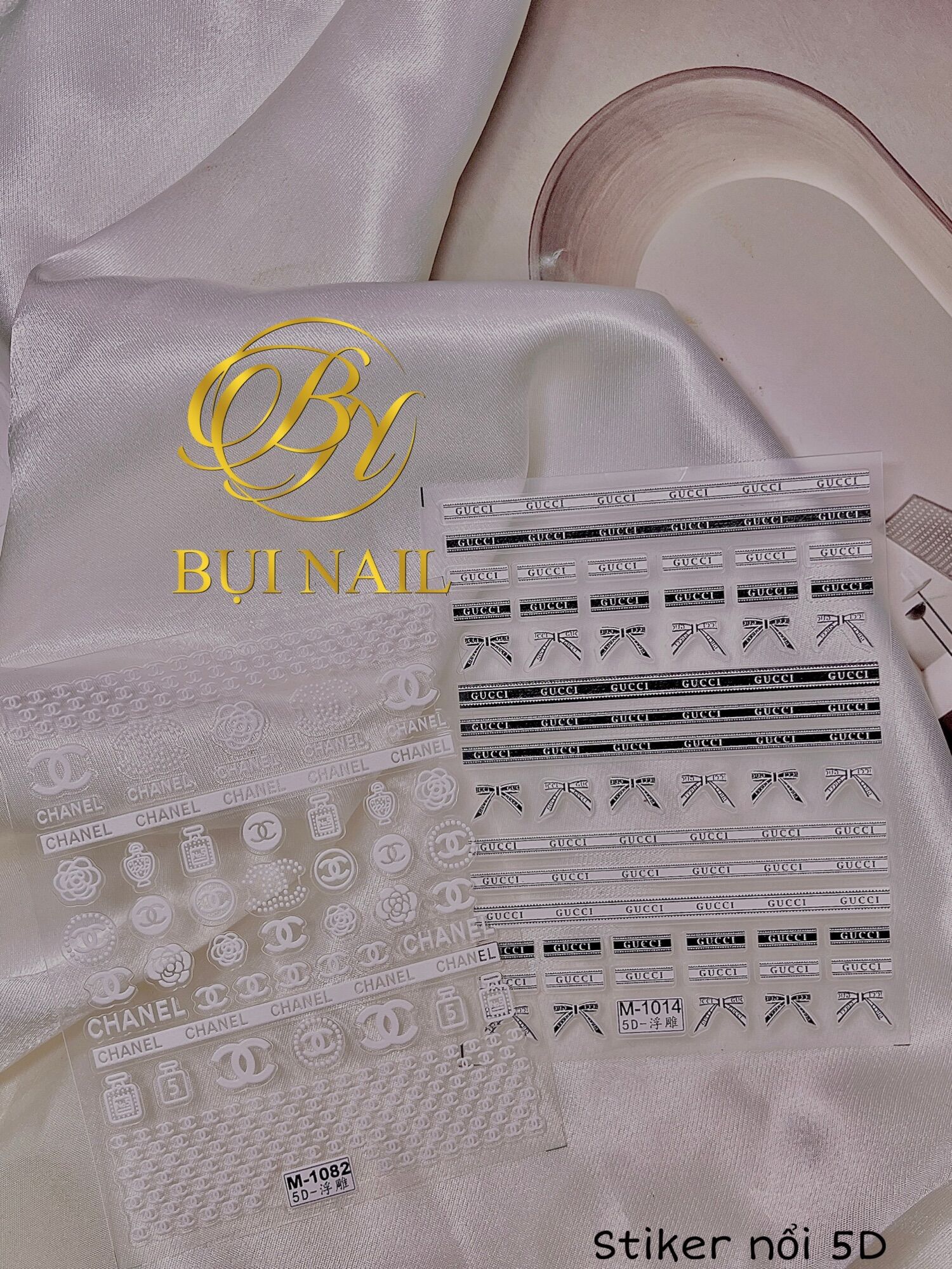 STICKER NỔI 5D
