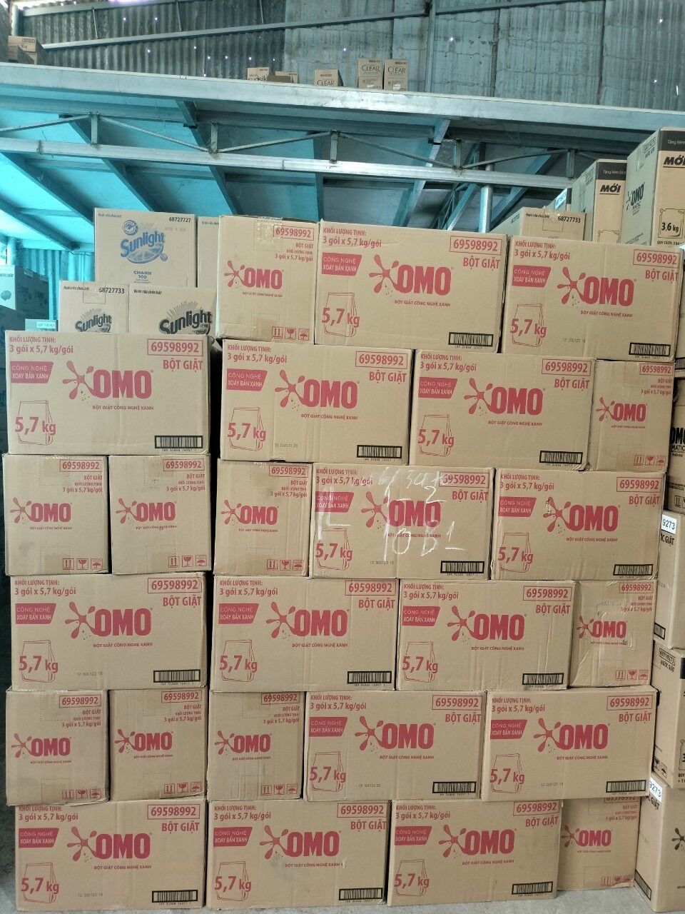 Bột Giặt Omo Thế Hệ Mới 5,5kg tặng