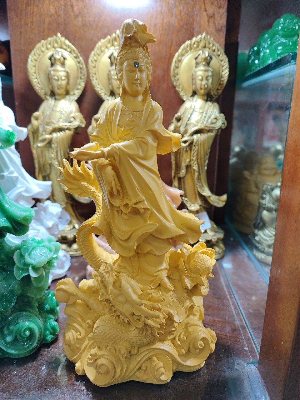 Tượng phật quan âm đứng rồng