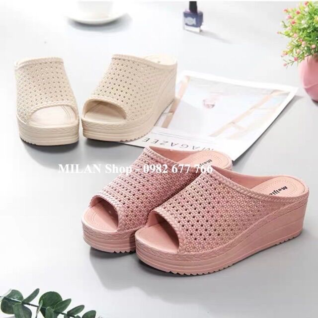 Dép cao gót đế xuồng hot hòn họt