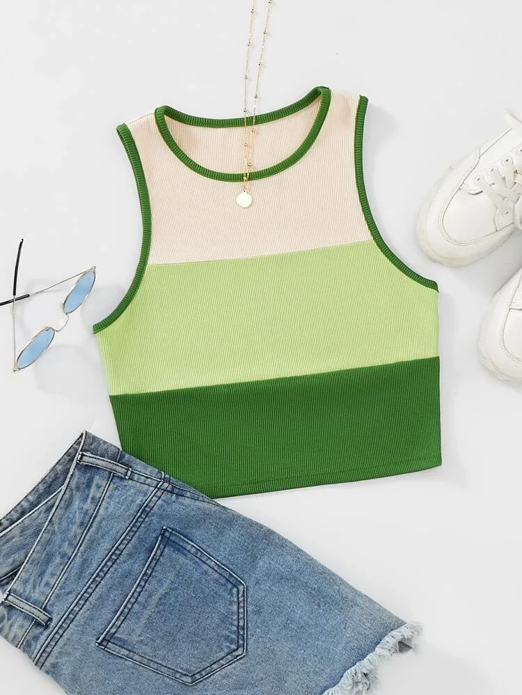 Áo croptop phối 3 màu sọc ngang