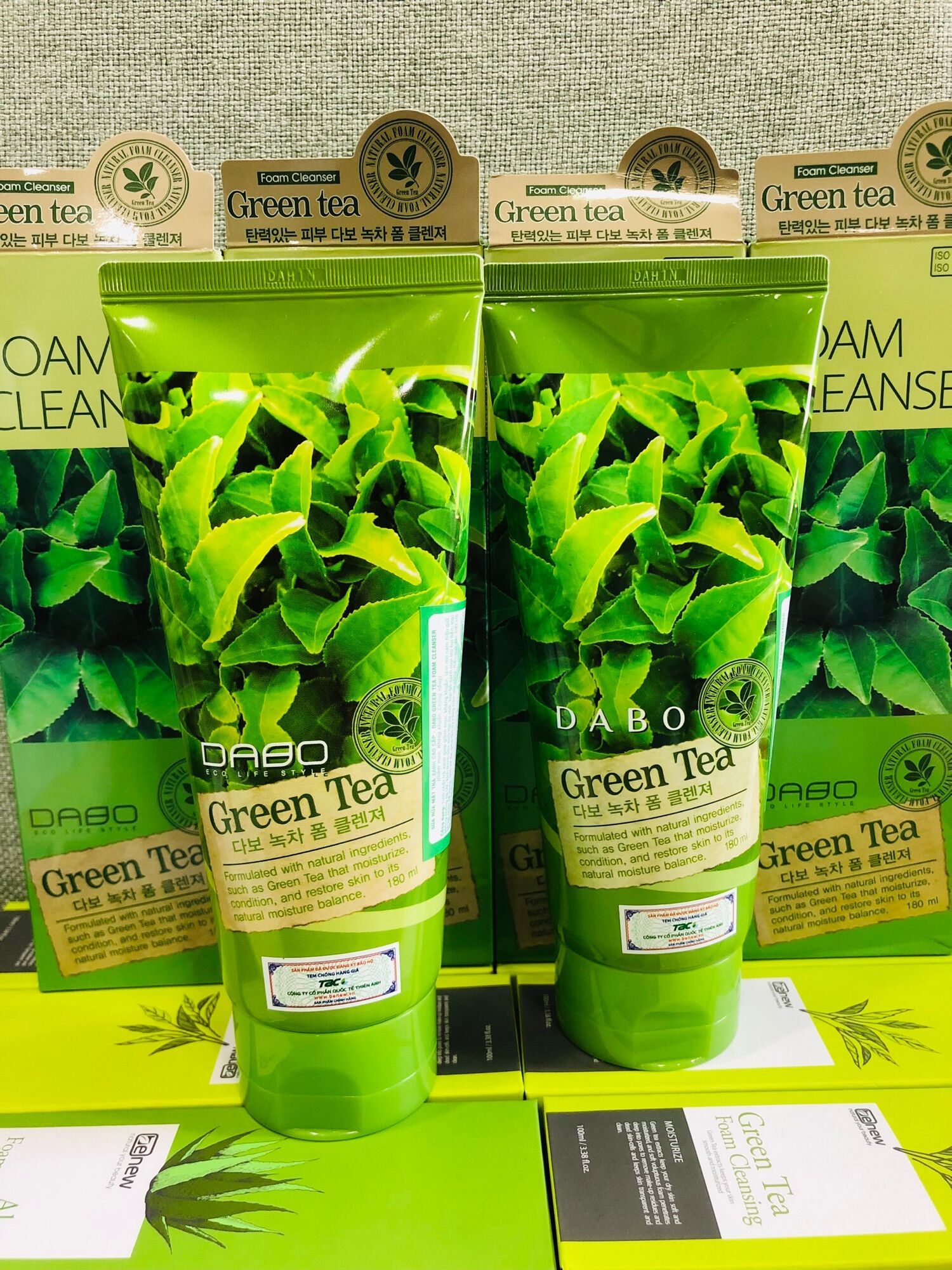 Sữa rửa mặt DABO Tinh chất Trà Xanh 180ml