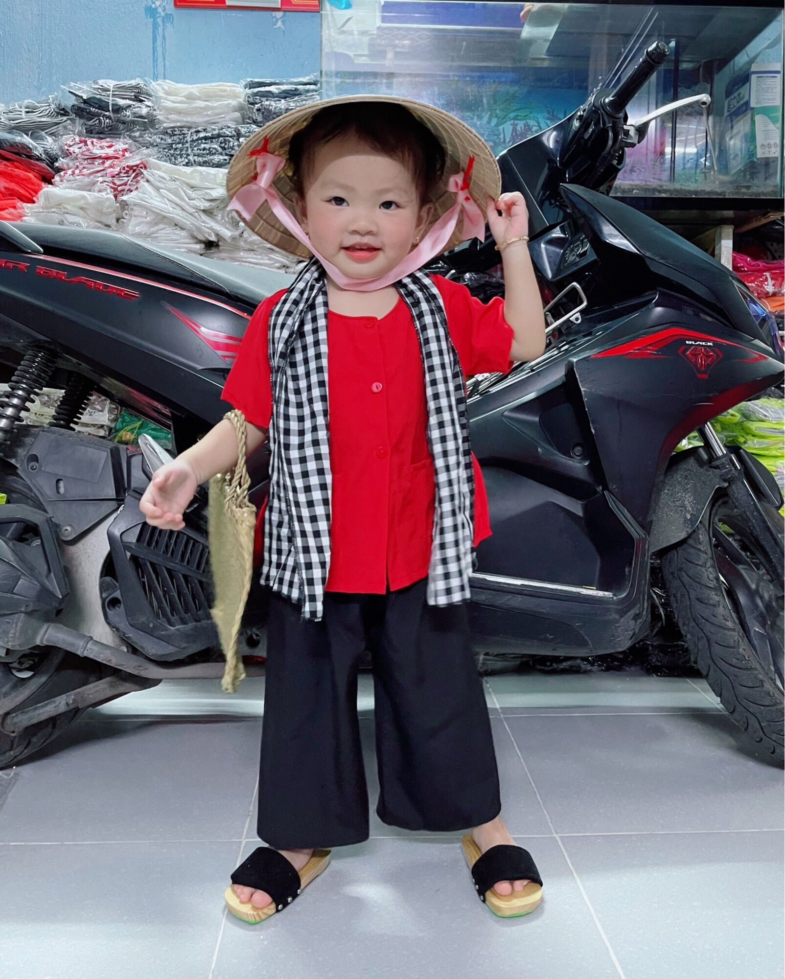 Bà Ba Kèm Khăn Rằn Cho Bé Trai Bé Gái, Bà Ba Lụa Cho Bé