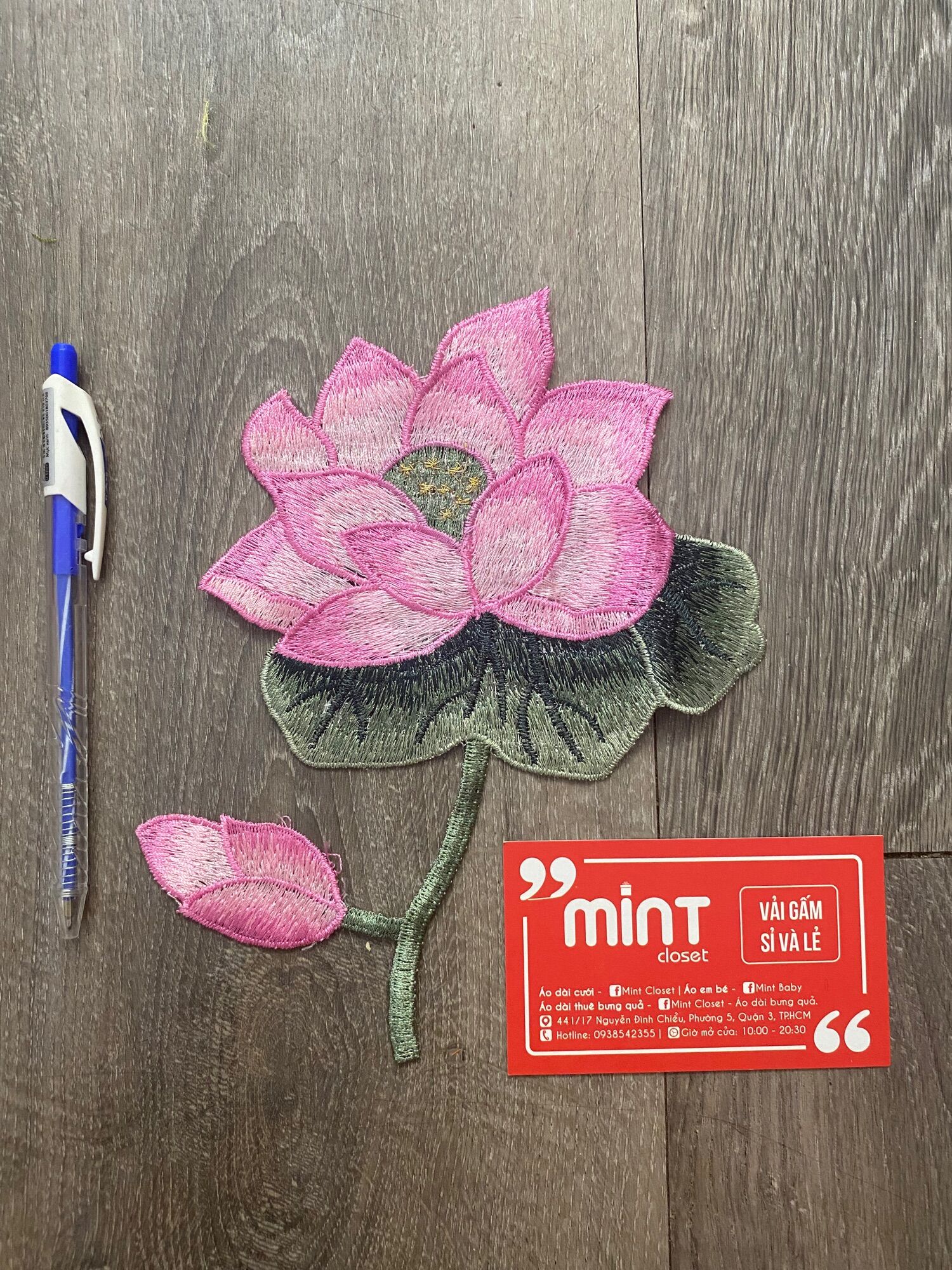 Bông chỉ sen đính kết áo dài, đầm, váy