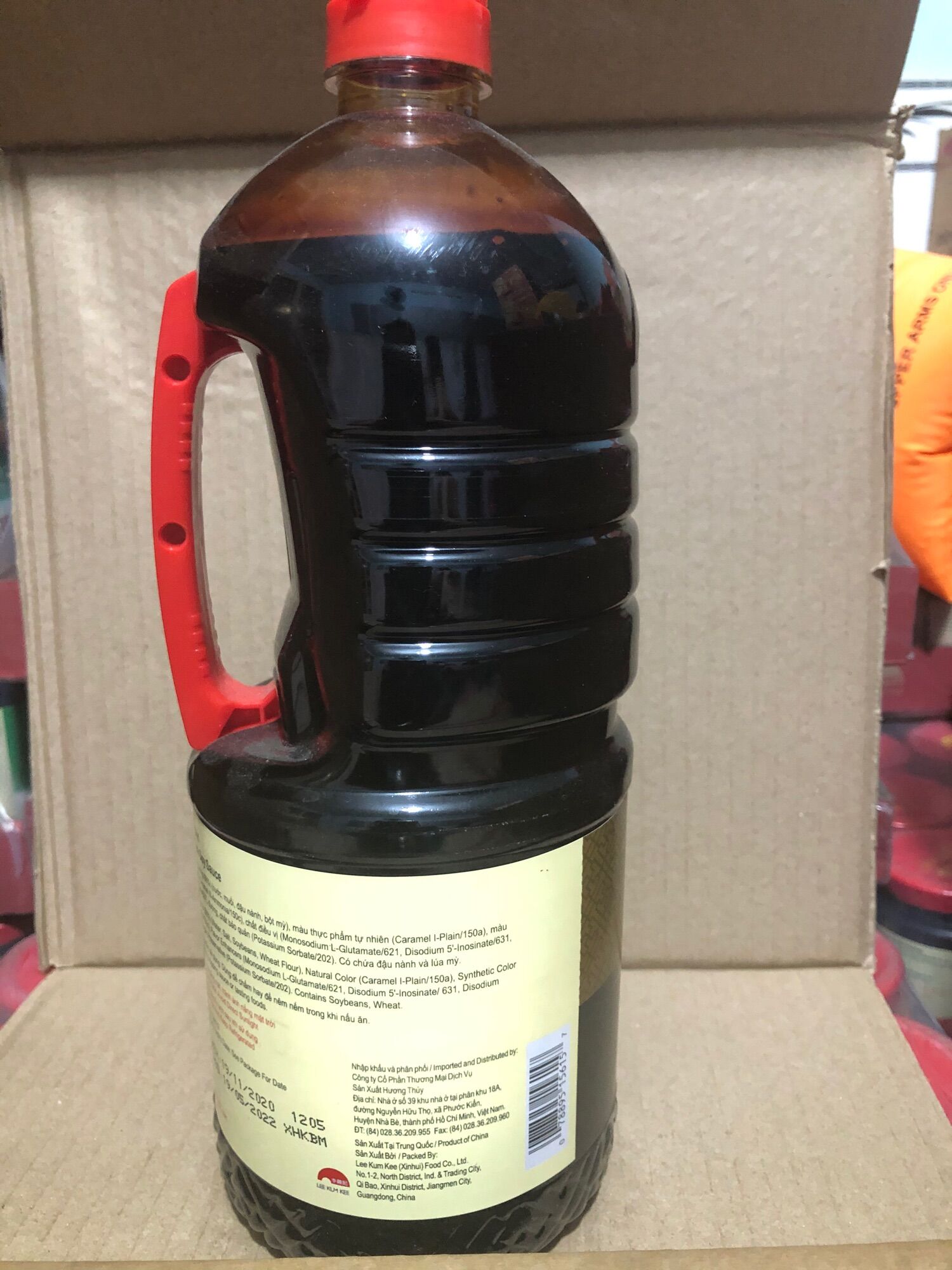 Xì dầu đặc biệt lee kum kee 1.75L