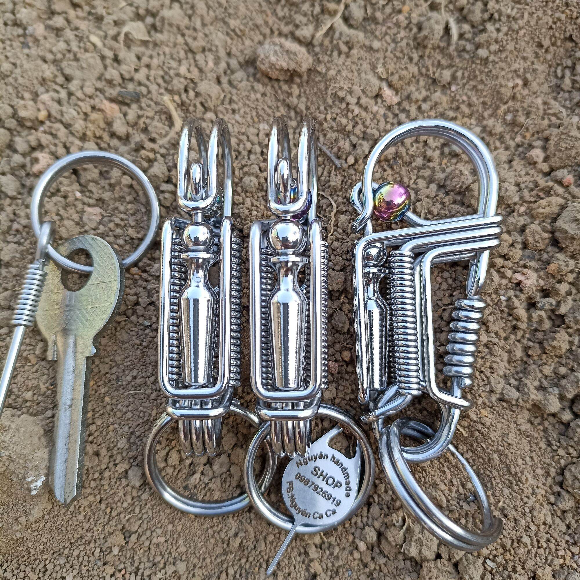MÓC KHOÁ THỦ CÔNG LỤC BÌNH INOX