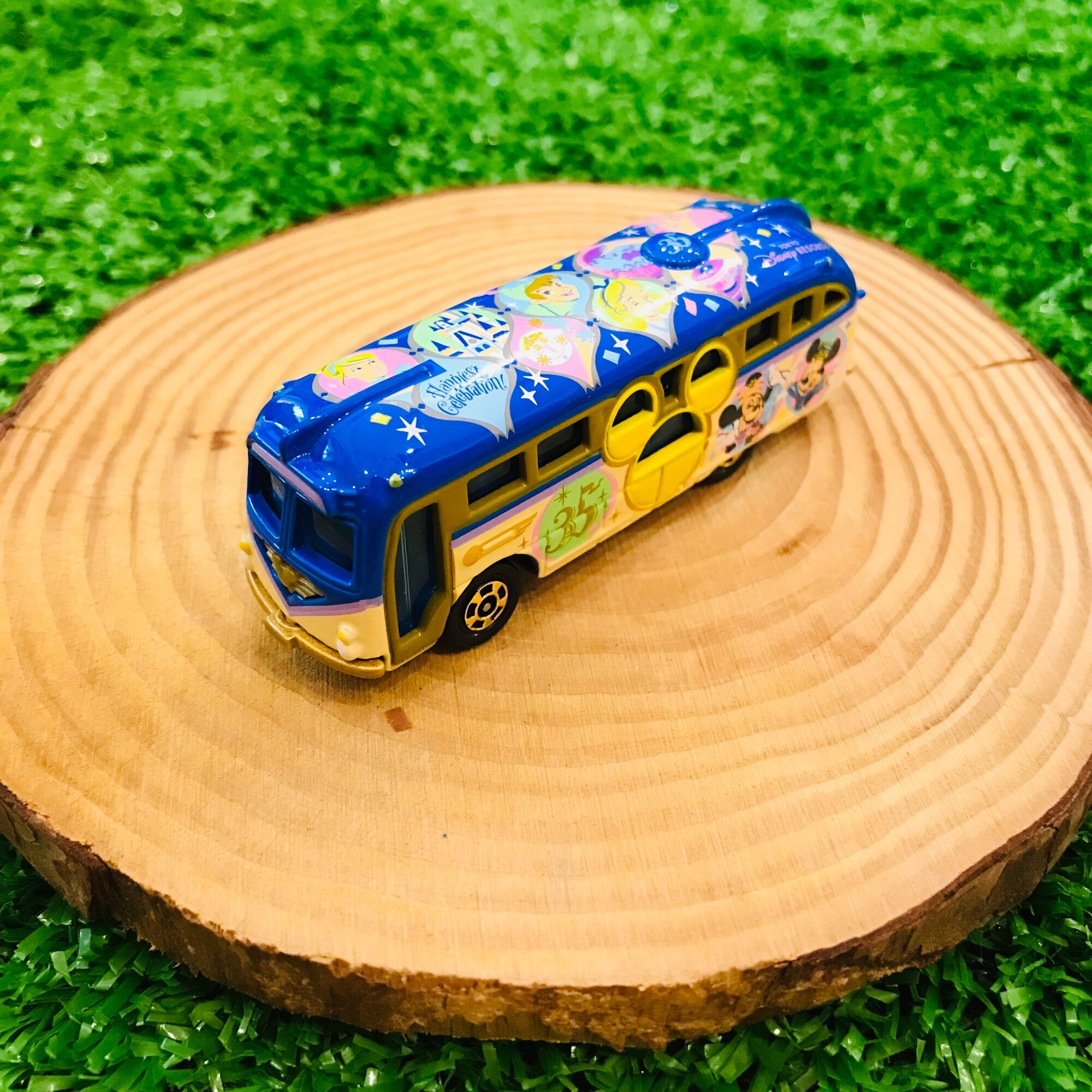 Xe Mô Hình Tomica Bus Disney