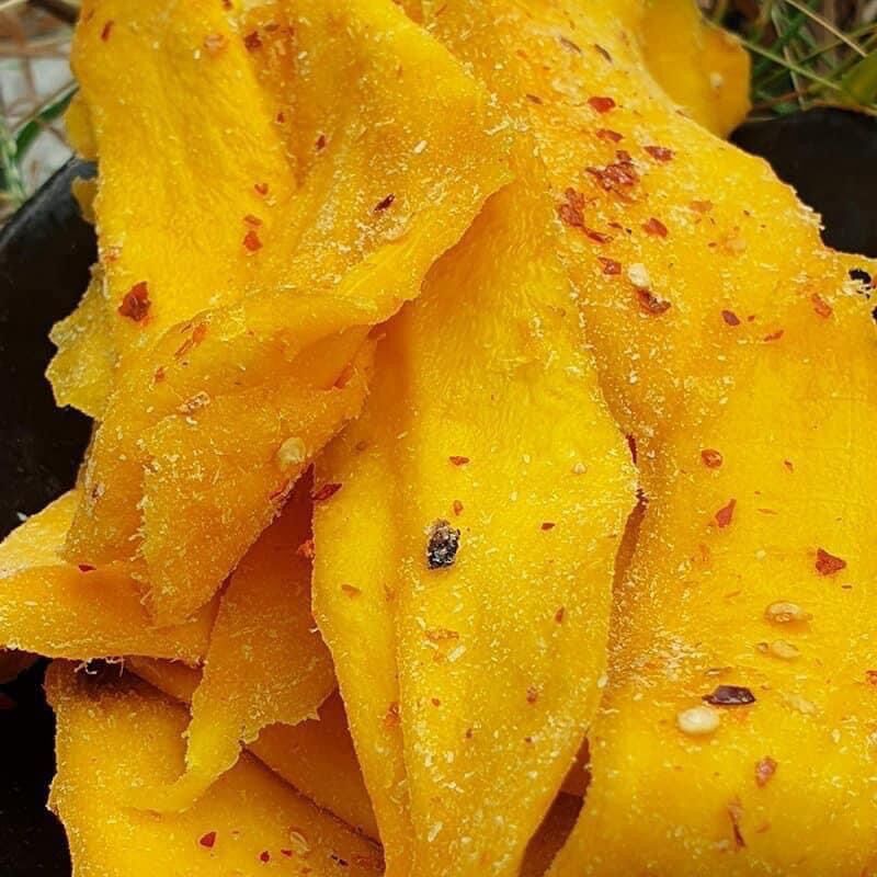 Xoài sấy dẻo muối ớt chua cay ngọt 500gr