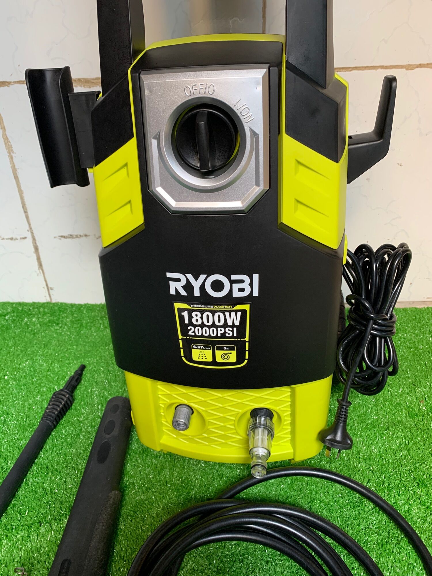 [HCM]Máy Rửa Xe Ryobi 1800W